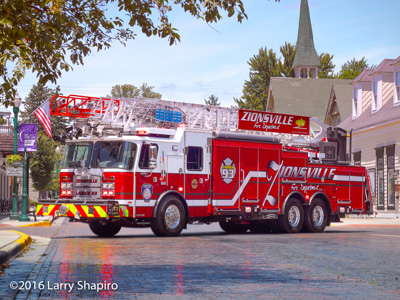 Zionsville IN Fire Department apparatus Ladder 93 2016 E-ONE CR137 aerial ladder Larry Shapiro photographer shapirophotography.net